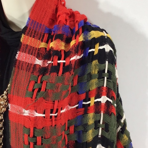 Vintage open weave wrap with rabbit fringe - Picture 2 of 10